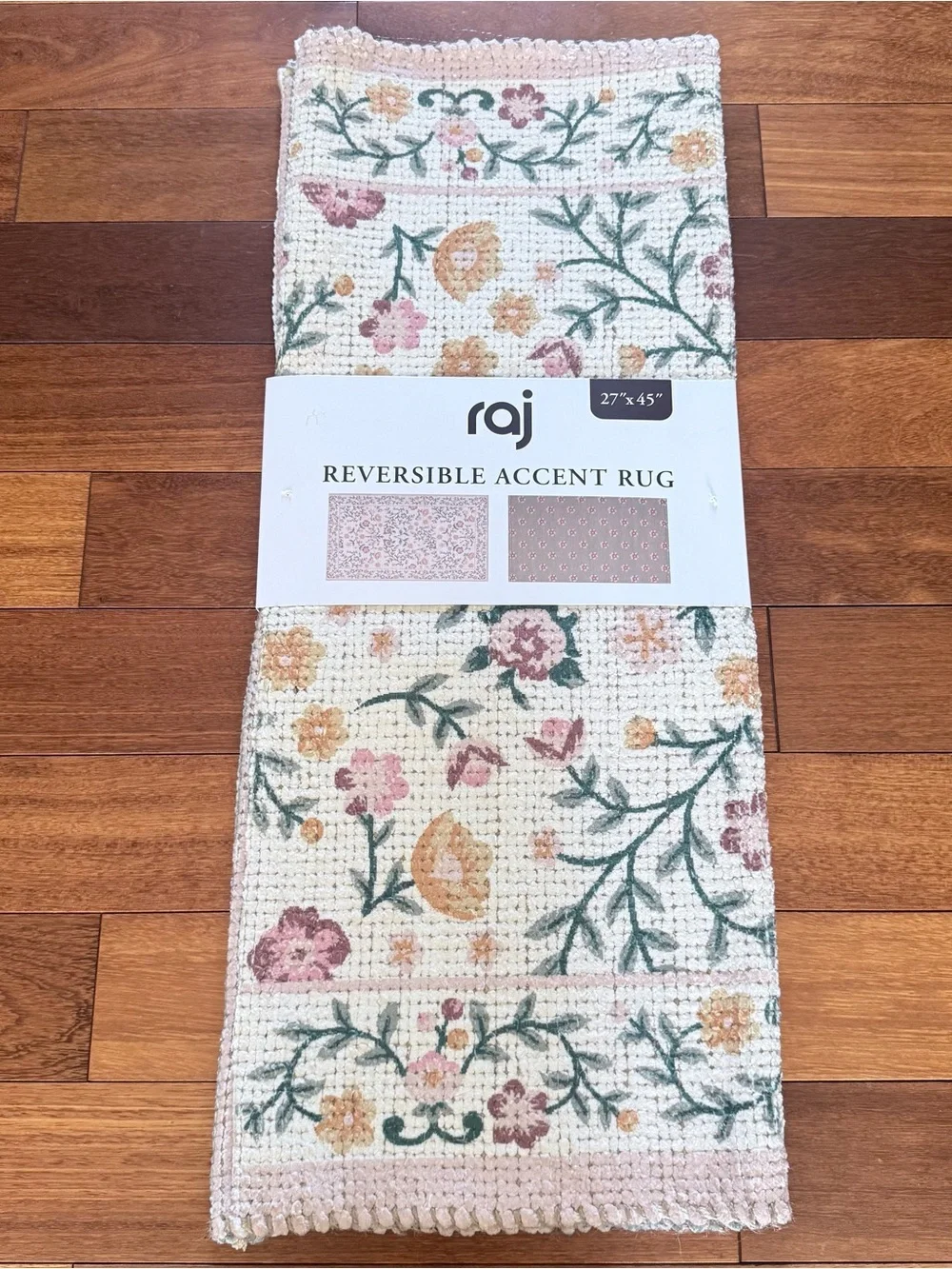 NWT raj soft floral reversible throw rug